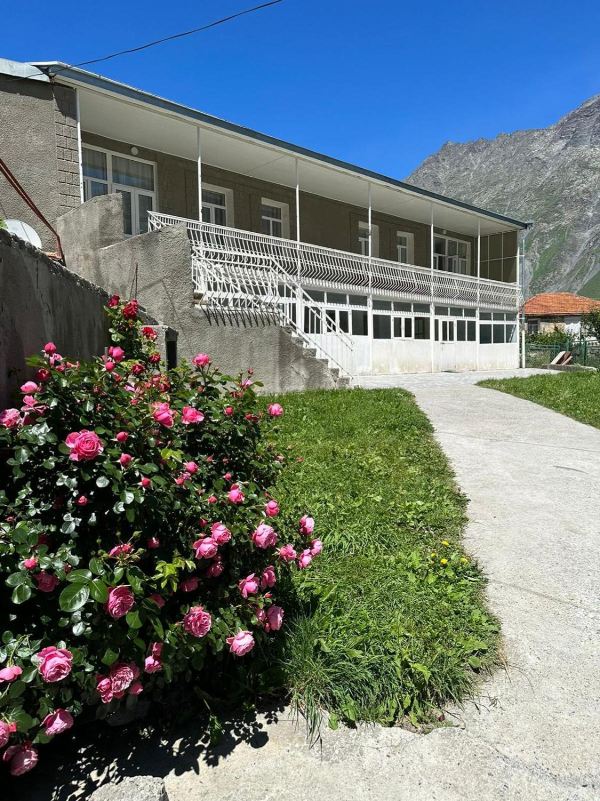 Polaris Kazbegi Stepantsminda Exterior foto